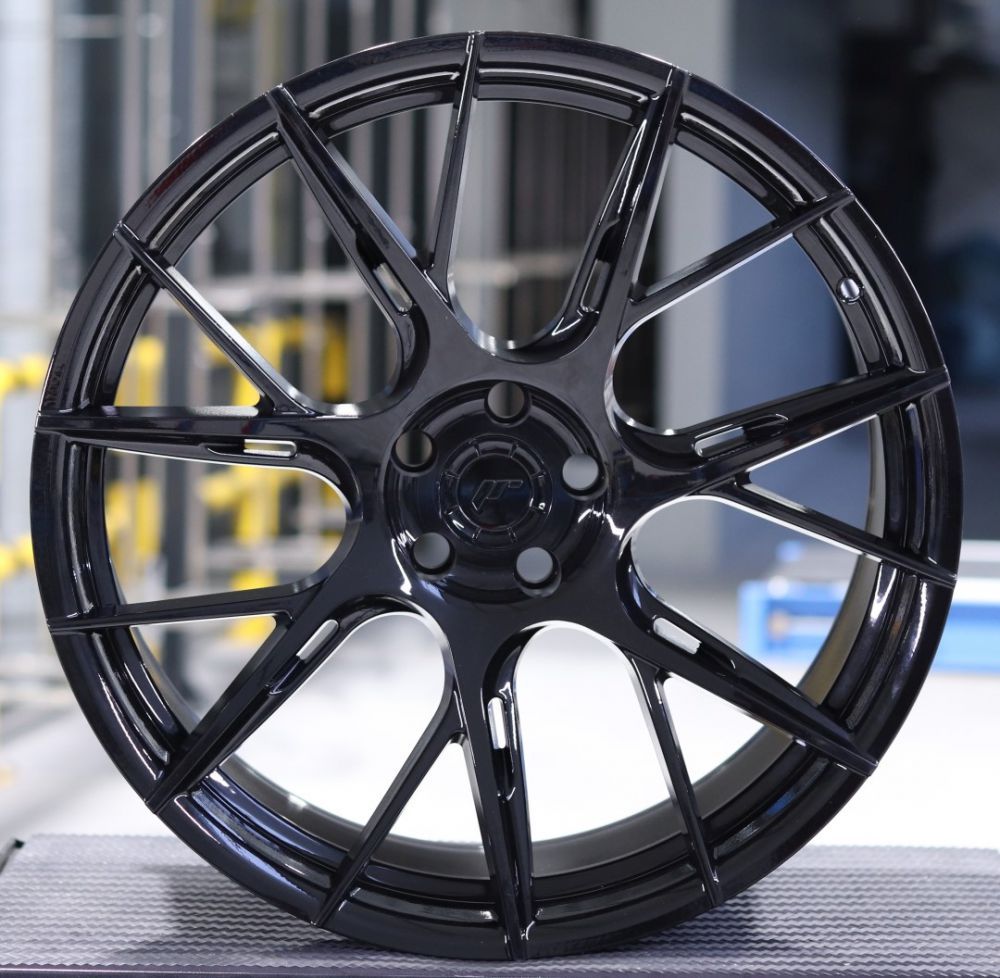 JR Wheels JR11 16x8 ET25 4x100/108 Hyper Black